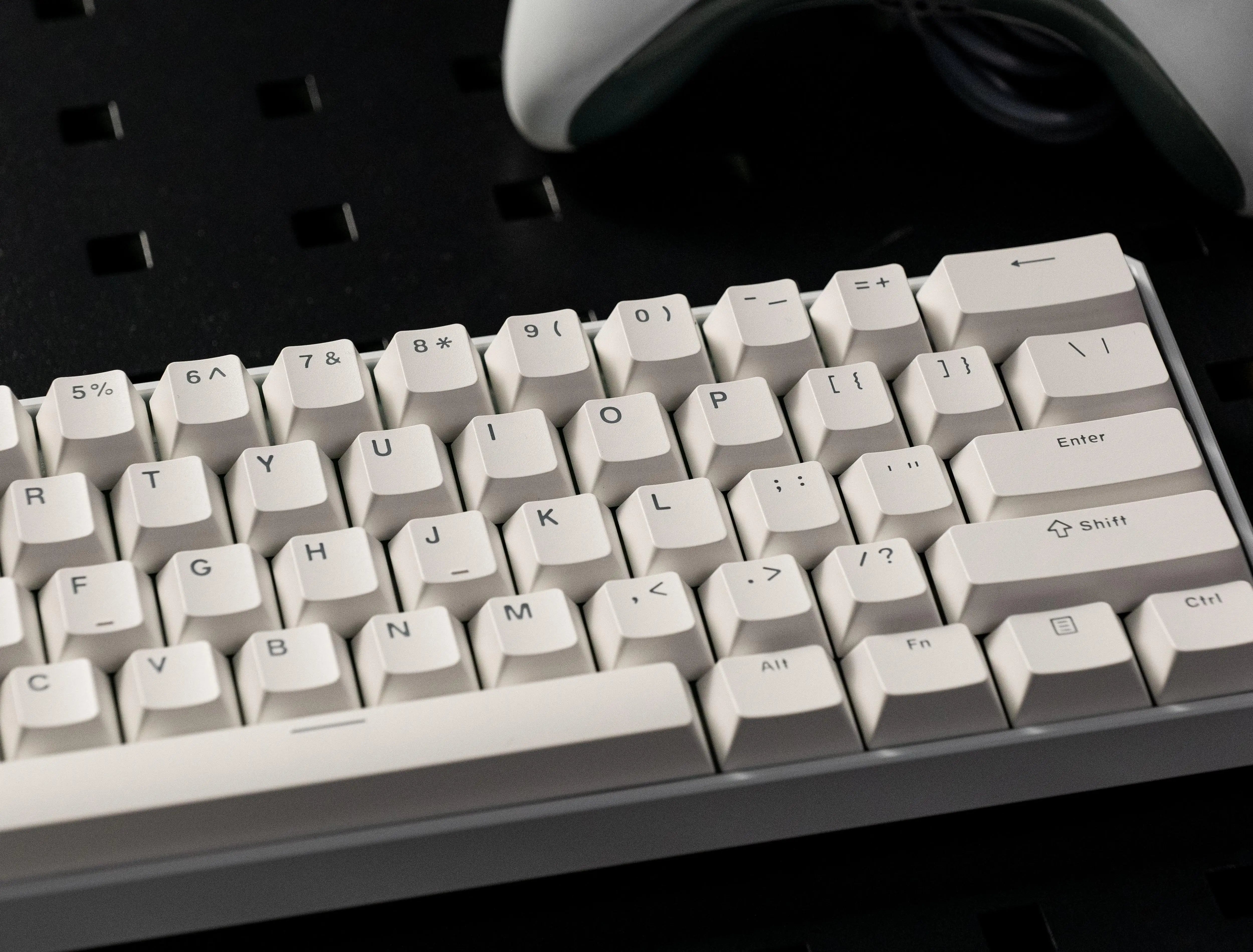 MonsGAkkoeek FUN60 Mechanical Keyboard Magnetic Switch 60% Gaming Keyboards Rapid Trigger 0.01mm 8K ARGB HE/TMR Custom Keyboard